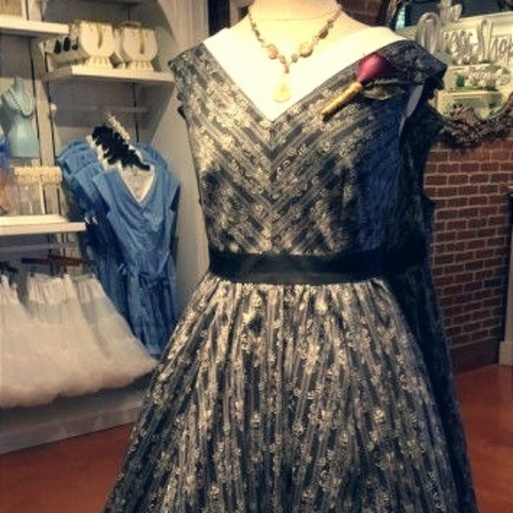 Disney Dress Shop Dresses & Skirts - Disney's Dress Shop Haunted Mansion Dress 2X 3X